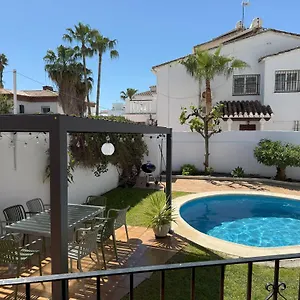 Villa Paradise - Victoria, Nerja